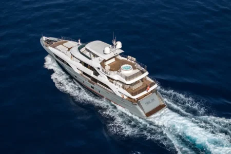 Available now Benetti 2014 Benetti Freeday 132 - Navis Marine