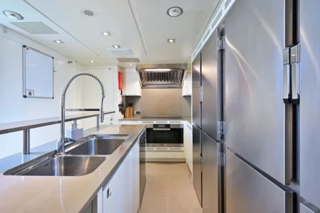 Available now Benetti 2014 Benetti Freeday 132 - Navis Marine