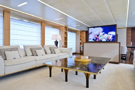 Available now Benetti 2014 Benetti Freeday 132 - Navis Marine