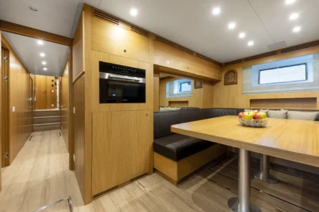 Available now Benetti 2021 Benetti Iryna 50m - Navis Marine