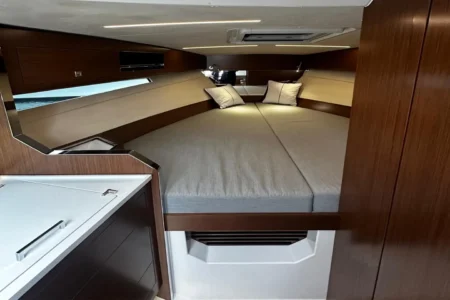 Available now Windy 2025 Windy W34 Alize - Navis Marine