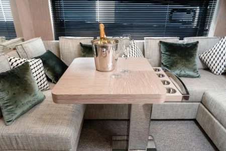 Azimut Yachts Atlantis 51 - Navis Marine