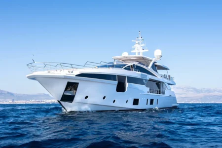 Azimut Yachts 35M IRYNA - Navis Marine