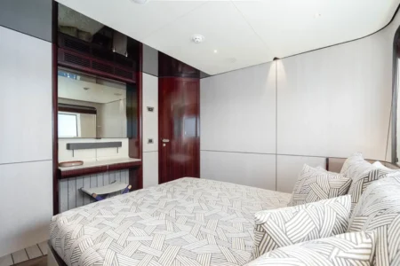 Azimut Yachts 35M IRYNA - Navis Marine