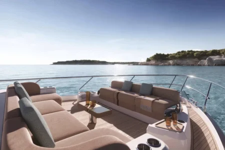 Azimut Yachts Fly 62 - Navis Marine