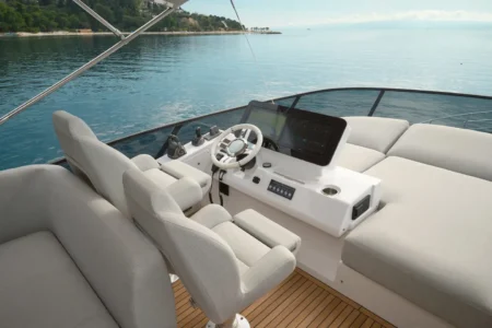 Azimut Yachts 53 - Navis Marine
