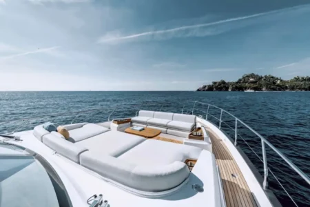 Azimut Yachts 68 - Navis Marine