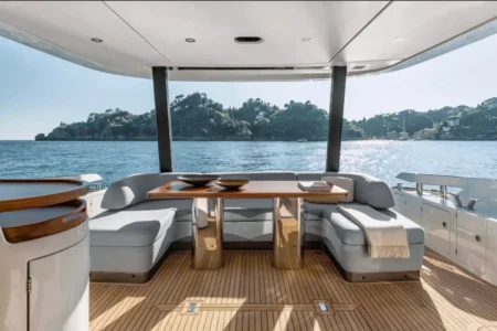 Azimut Yachts 68 - Navis Marine