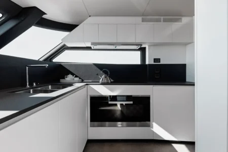 Azimut Yachts Magellano 25M - Navis Marine