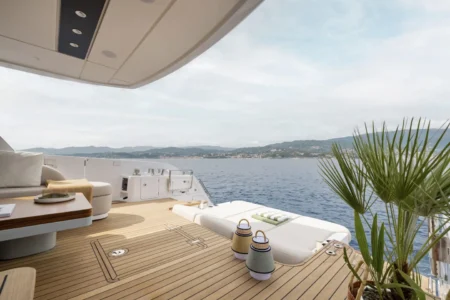 Azimut Yachts Fly 62 - Navis Marine