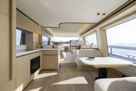 Azimut Yachts Fly 62 - Navis Marine