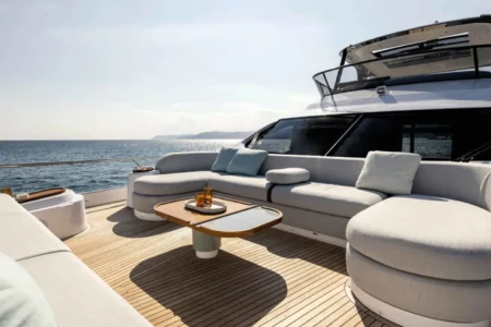 Azimut Yachts FLY 72 - Navis Marine