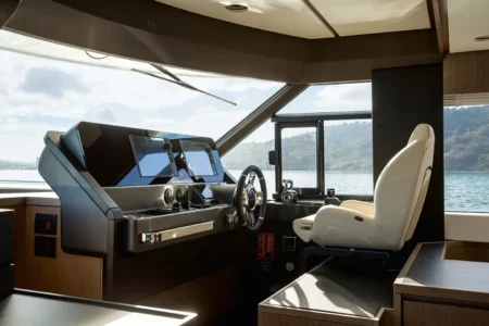 Azimut Yachts Magellano 66 - Navis Marine