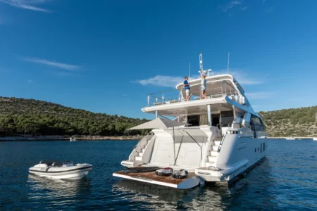 Azimut Yachts Grande 27 Metri - Navis Marine