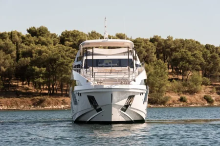Azimut Yachts Grande 27 Metri - Navis Marine