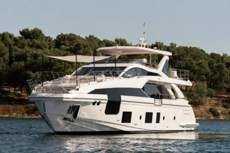 Azimut Yachts Grande 27 Metri - Navis Marine