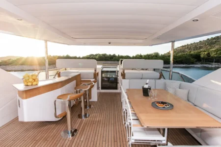 Azimut Yachts Grande 27 Metri - Navis Marine