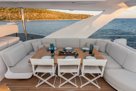 Azimut Yachts Grande 27 Metri - Navis Marine