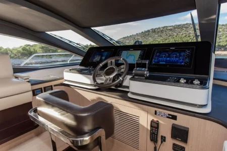 Azimut Yachts Grande 27 Metri - Navis Marine
