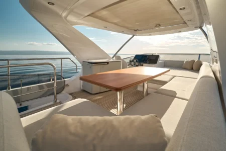 Azimut Yachts 55 Flybridge - Navis Marine