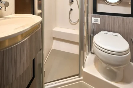 Azimut Yachts 55 Flybridge - Navis Marine