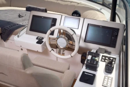 Azimut Yachts Magellano 66 - Navis Marine