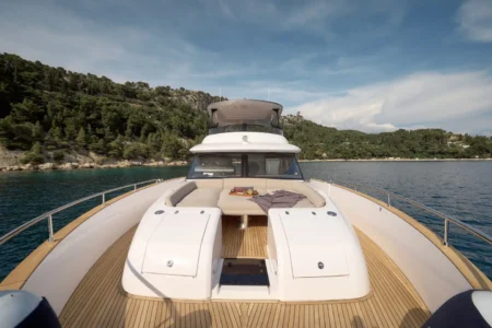 Azimut Yachts Magellano 66 - Navis Marine