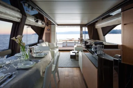 Azimut Yachts 72 Flybridge - Navis Marine
