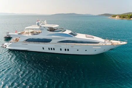 Azimut Yachts Grande 116 Artemy - Navis Marine