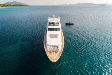 Azimut Yachts Grande 116 Artemy - Navis Marine