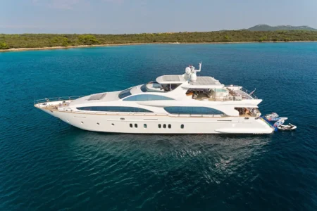 Azimut Yachts Grande 116 Artemy - Navis Marine