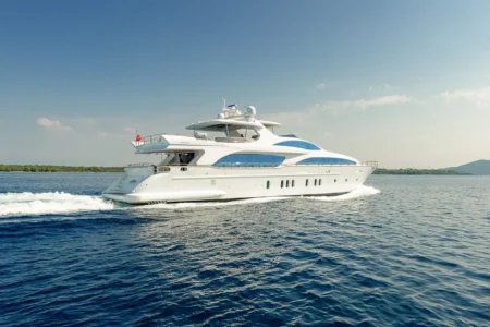 Azimut Yachts Grande 116 Artemy - Navis Marine