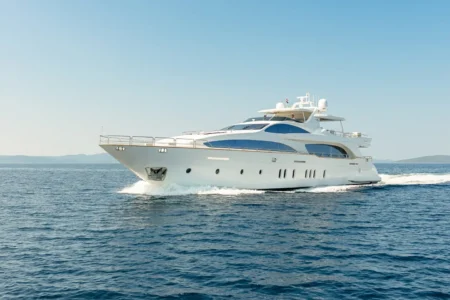 Azimut Yachts Grande 116 Artemy - Navis Marine