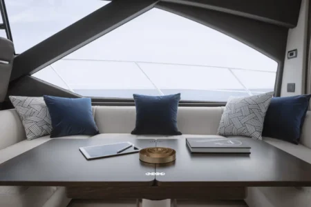 Azimut Yachts S6 Sportfly - Navis Marine