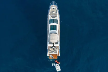 Azimut Yachts S7 Mudita - Navis Marine