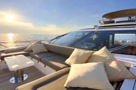 Azimut Yachts S7 Mudita - Navis Marine