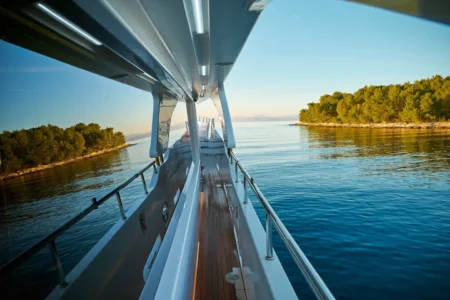 Benetti Yachts Delfino 93 Ocean Drive - Navis Marine