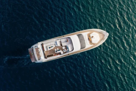 Dominator Yachts My Saint Anna - Navis Marine