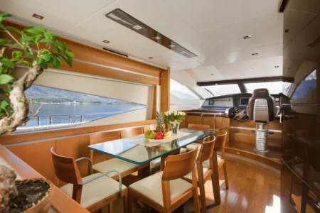 Dominator Yachts My Saint Anna - Navis Marine