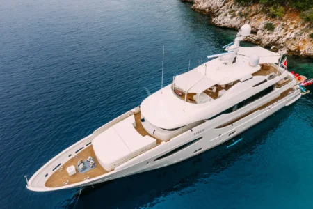 Factoria Naval De Marin Yachts Tirea - Navi Marine