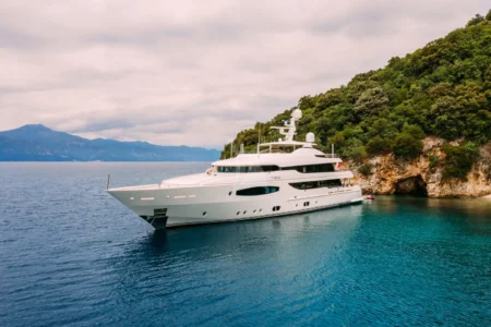 Factoria Naval De Marin Yachts Tirea - Navi Marine