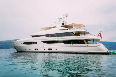 Factoria Naval De Marin Yachts Tirea - Navi Marine