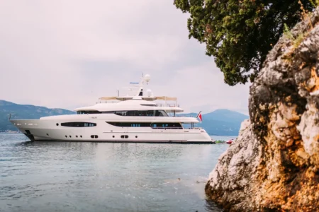 Factoria Naval De Marin Yachts Tirea - Navi Marine