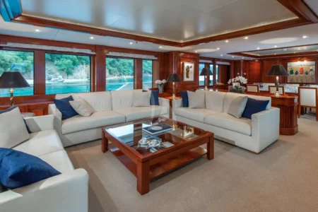 Factoria Naval De Marin Yachts Tirea - Navi Marine