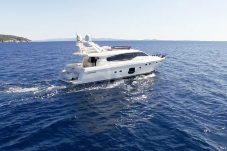 Ferretti Yachts Amy - Navis Marine