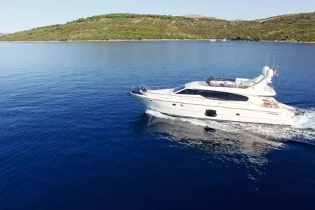 Ferretti Yachts Amy - Navis Marine