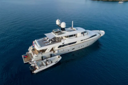 Ferretti Yachts Ena - Navis Marine