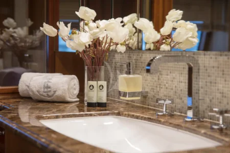 Ferretti Yachts Ena - Navis Marine