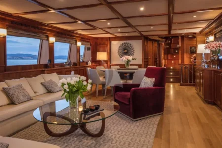 Ferretti Yachts Ena - Navis Marine