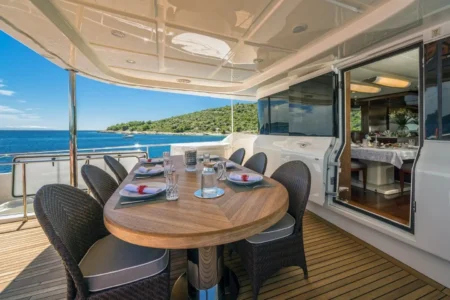 Ferretti Yachts Seventh Sense - Navis Marine